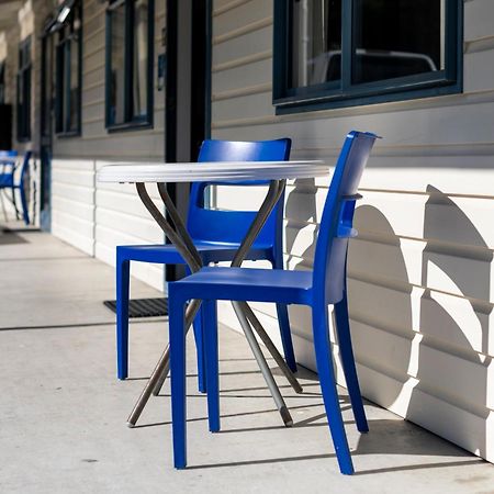 Waikanae Beach Top 10 Holiday Park กิสบอร์น ภายนอก รูปภาพ