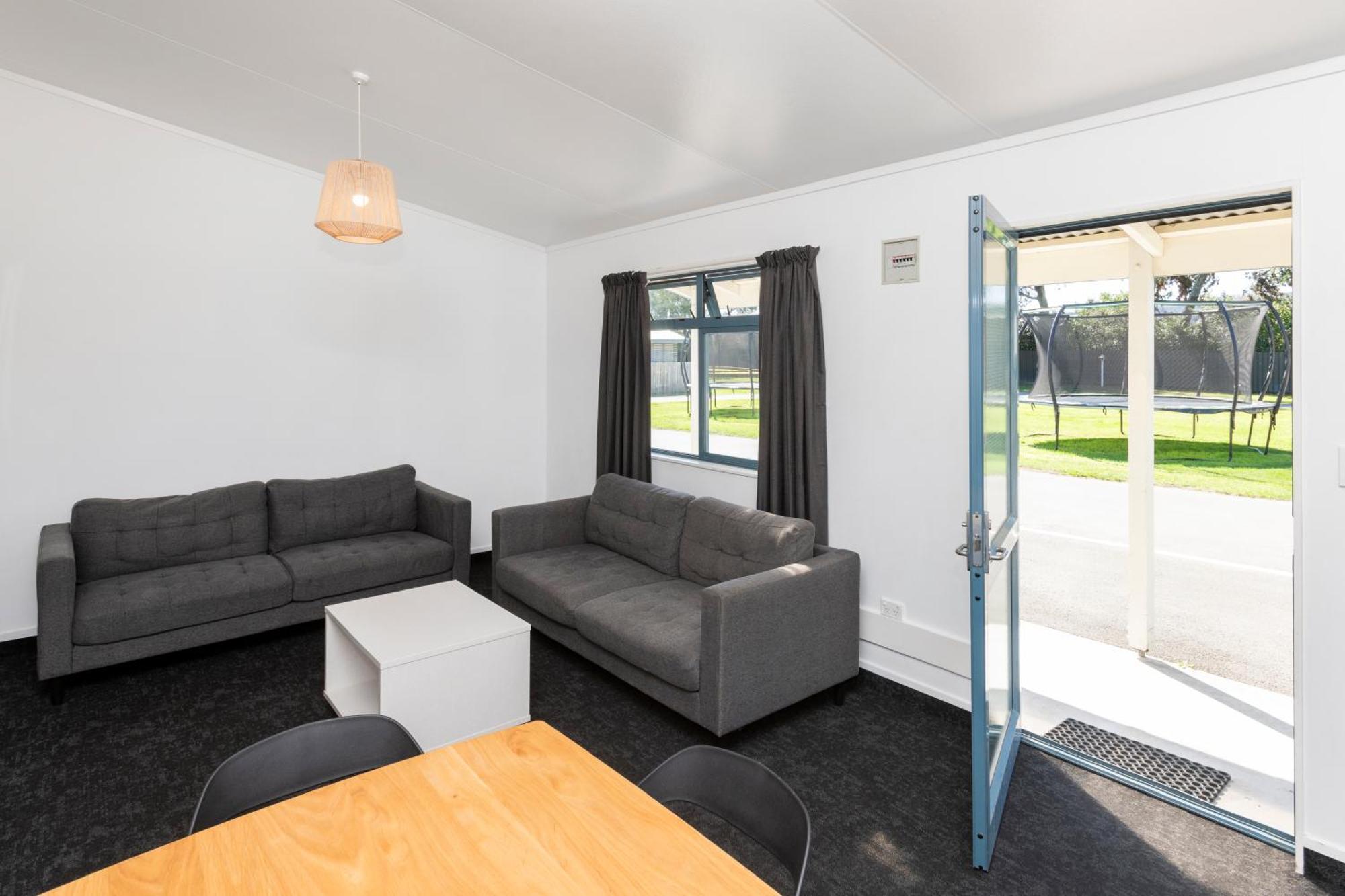 Waikanae Beach Top 10 Holiday Park กิสบอร์น ภายนอก รูปภาพ