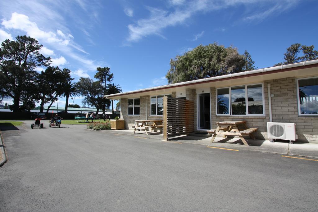 Waikanae Beach Top 10 Holiday Park กิสบอร์น ห้อง รูปภาพ