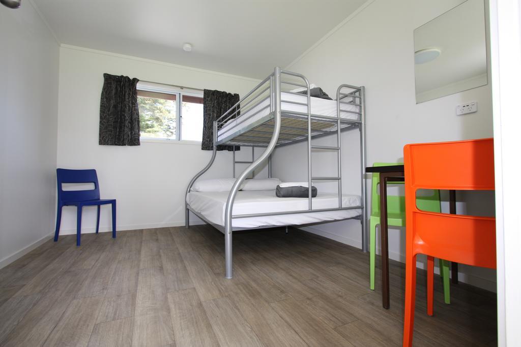 Waikanae Beach Top 10 Holiday Park กิสบอร์น ห้อง รูปภาพ