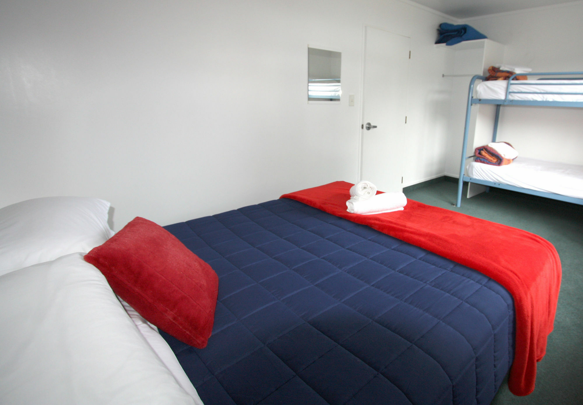 Waikanae Beach Top 10 Holiday Park กิสบอร์น ภายนอก รูปภาพ