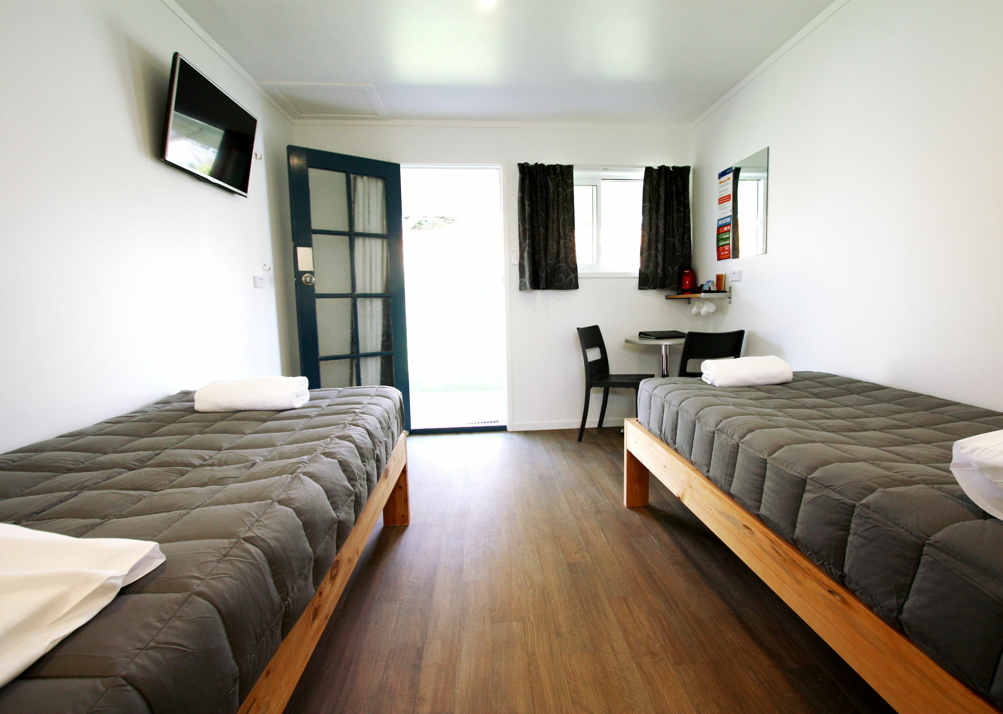 Waikanae Beach Top 10 Holiday Park กิสบอร์น ภายนอก รูปภาพ